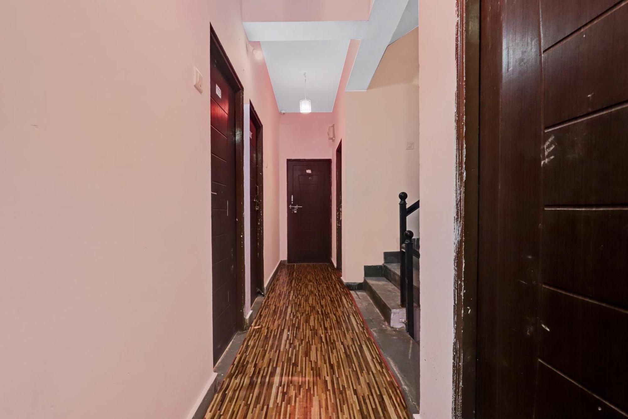 Hotel O Royal Stay Inn Royal Stay Inn 那格浦尔 外观 照片